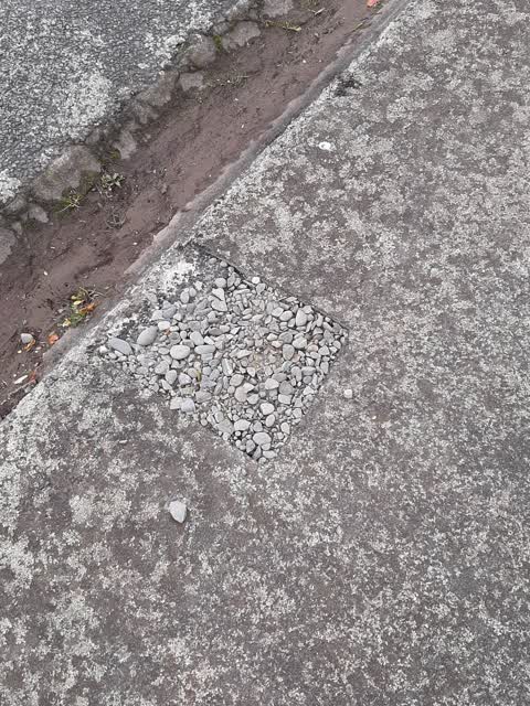 Roading/Streets, a report photo