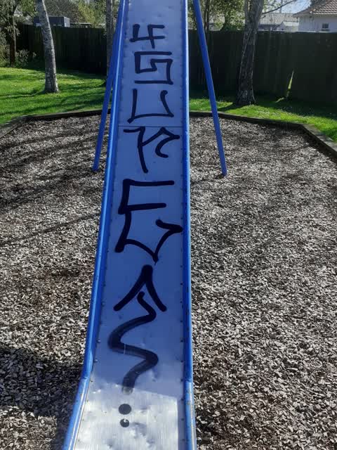 Graffiti, a report photo