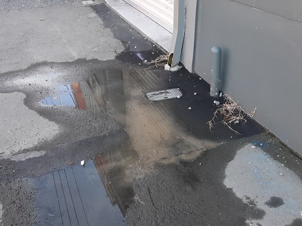 The photograph attached to this water supply report