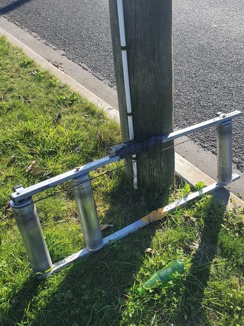 Roading/Streets, a report photo