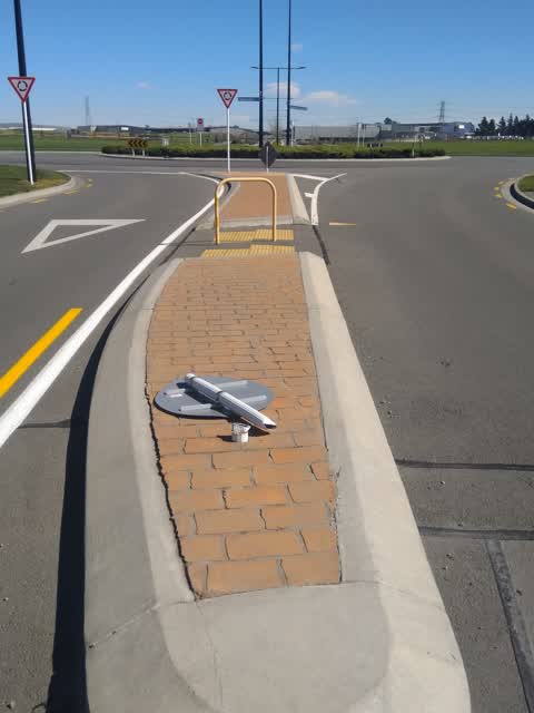 Roading/Streets, a report photo