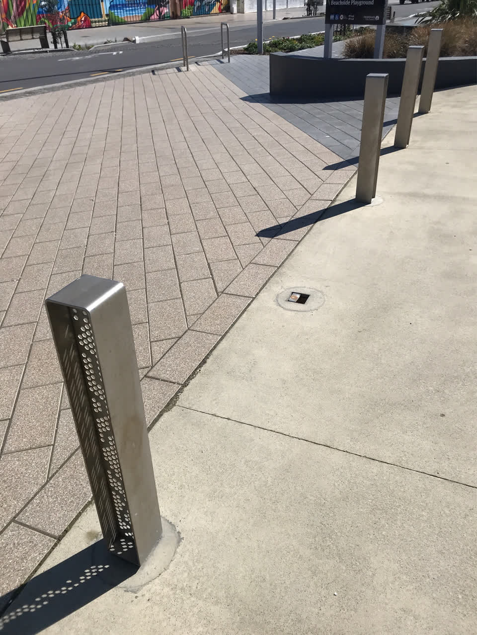 The photograph attached to this parking - illegal report