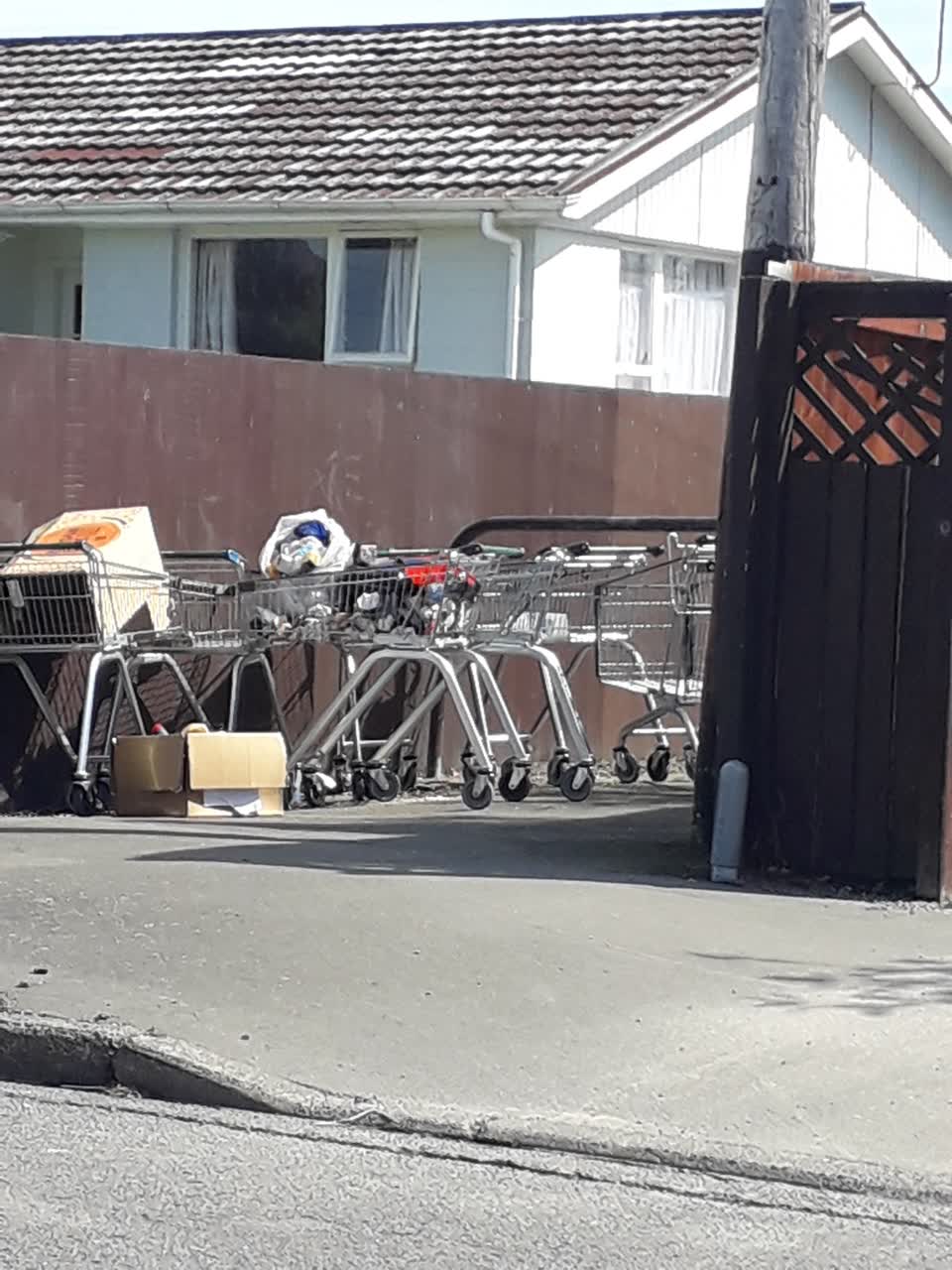 The photograph attached to this dumped rubbish report