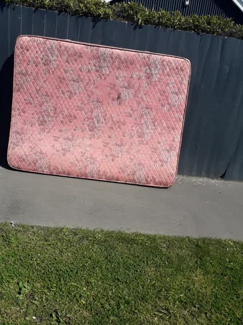 Dumped Rubbish, a report photo