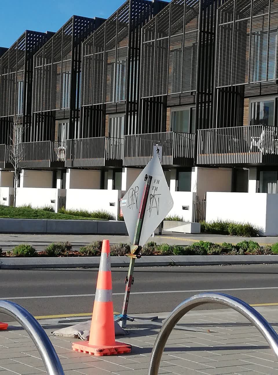 The photograph attached to this graffiti - signage report