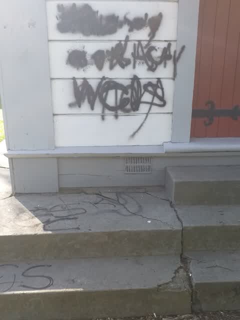 Graffiti — a report photo