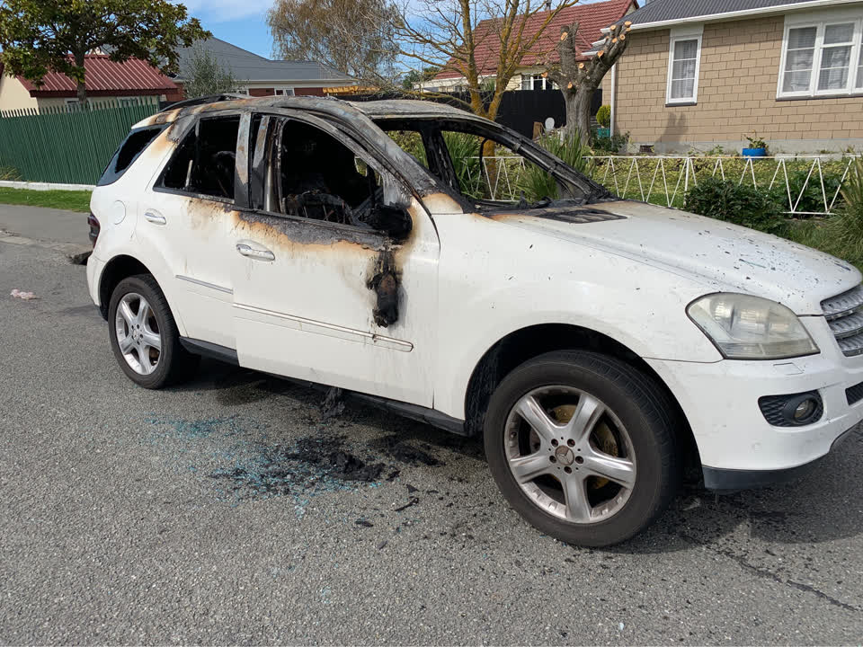 The photograph attached to this abandoned vehicle report