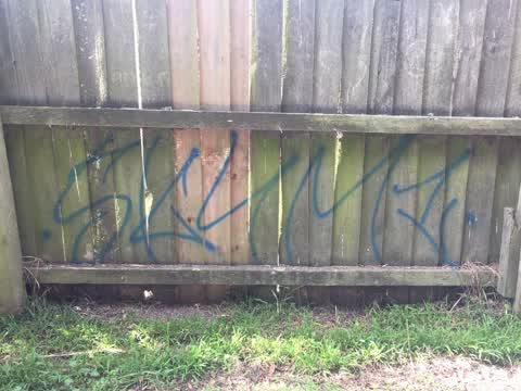 Graffiti, a report photo