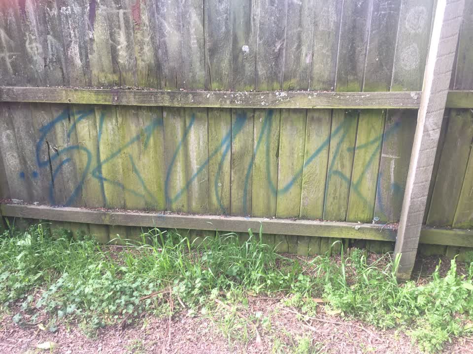 The photograph attached to this graffiti report