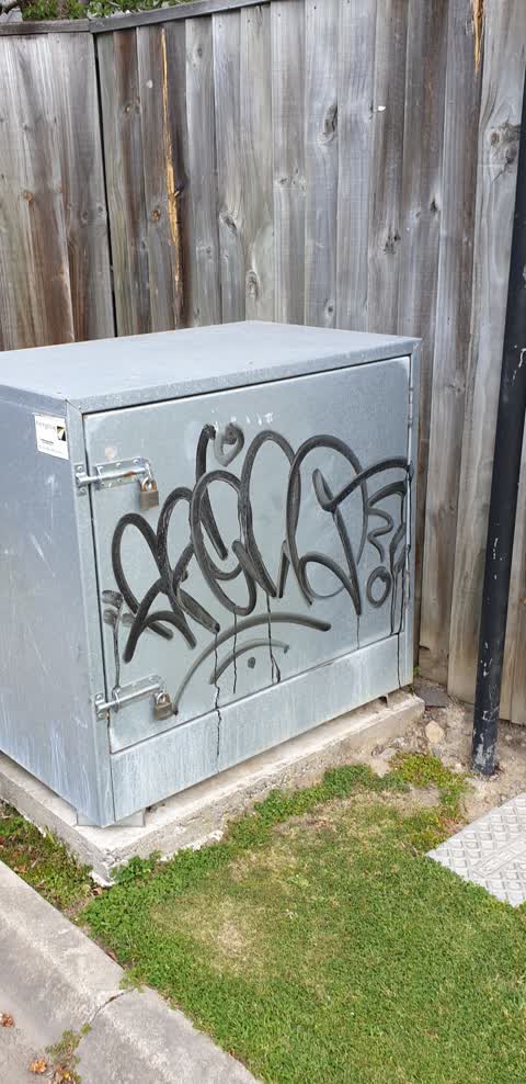 Graffiti, a report photo