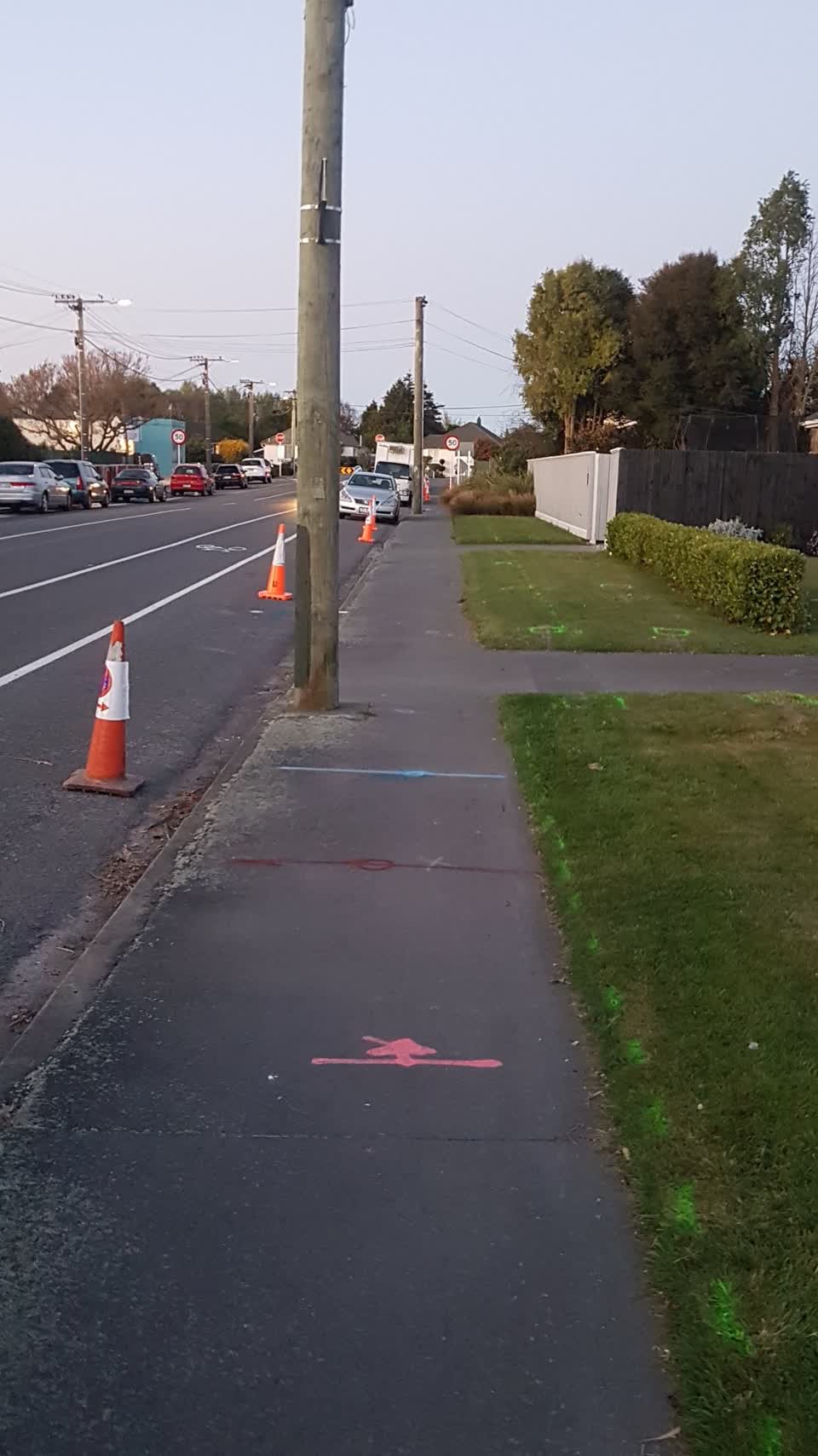 The photograph attached to this parking and cars - general report