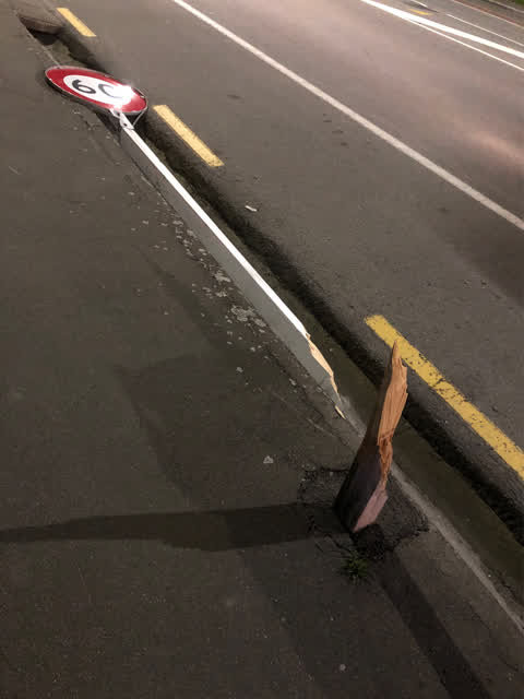 Road Signage, a report photo