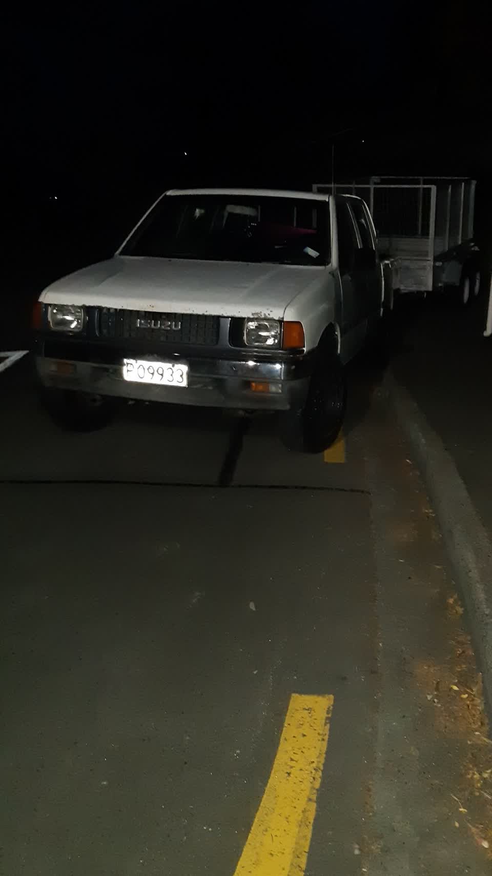 The photograph attached to this parking - illegal report