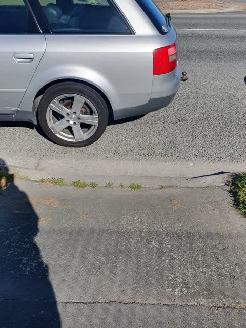 Parking and Cars - General, a report photo