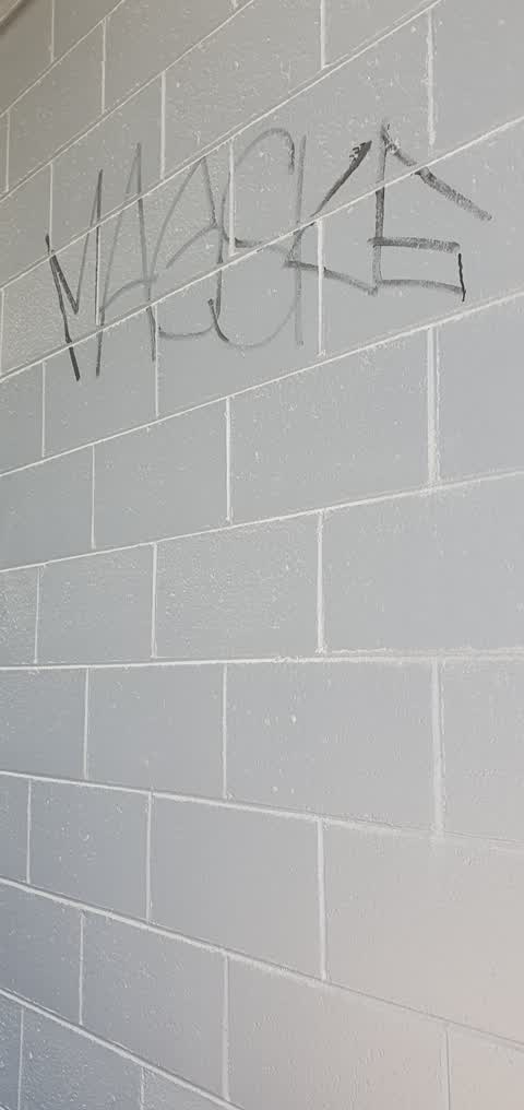 Graffiti, a report photo