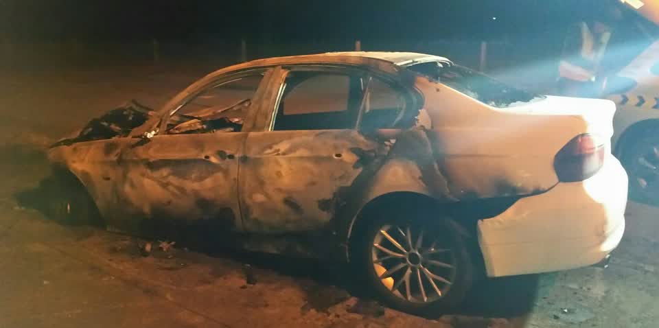 The photograph attached to this abandoned vehicle report