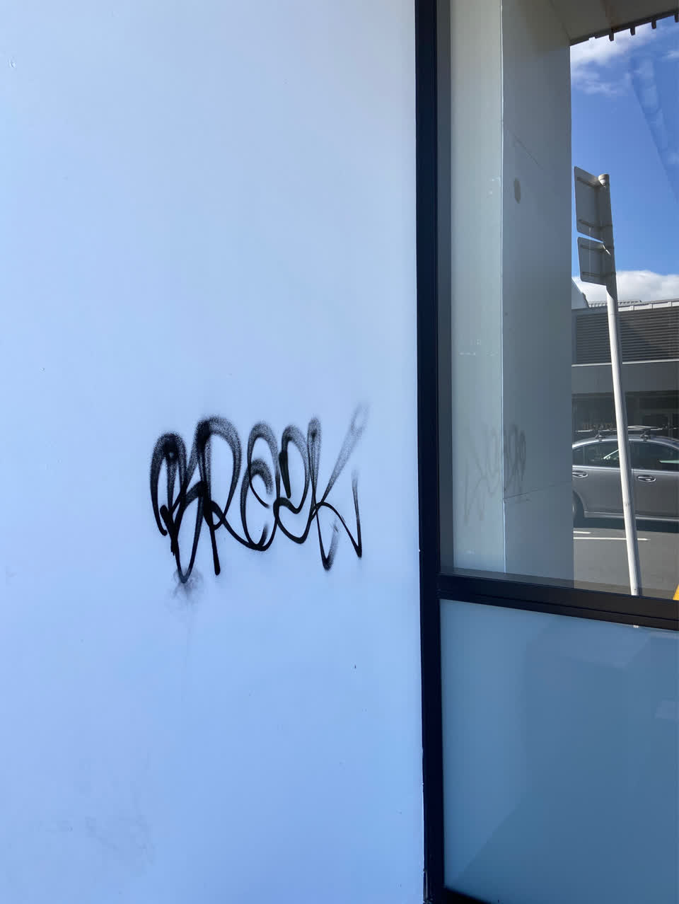 The photograph attached to this graffiti report