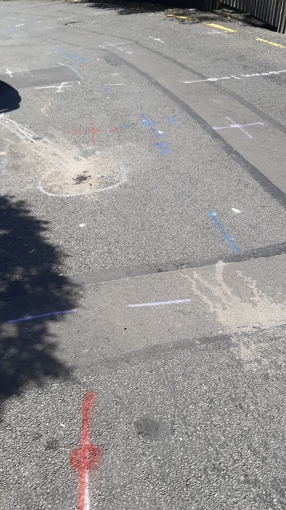 The photograph attached to this roads - general report