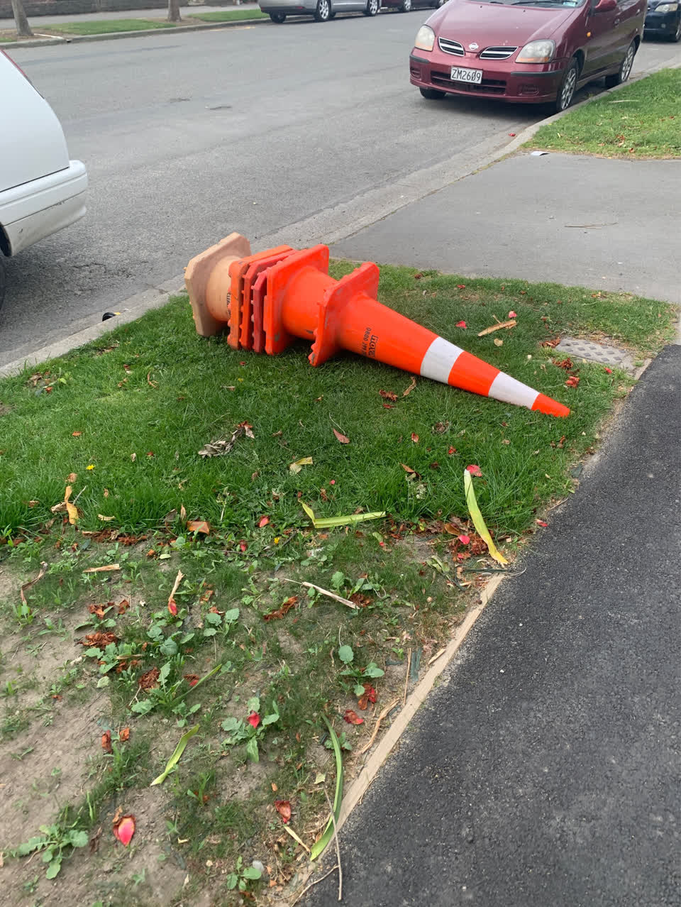 The photograph attached to this dumped rubbish report