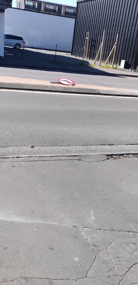 Road Signage, a report photo