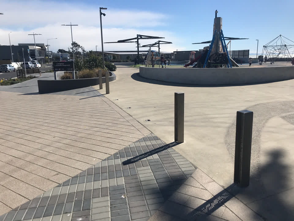 The photograph attached to this parking - illegal report