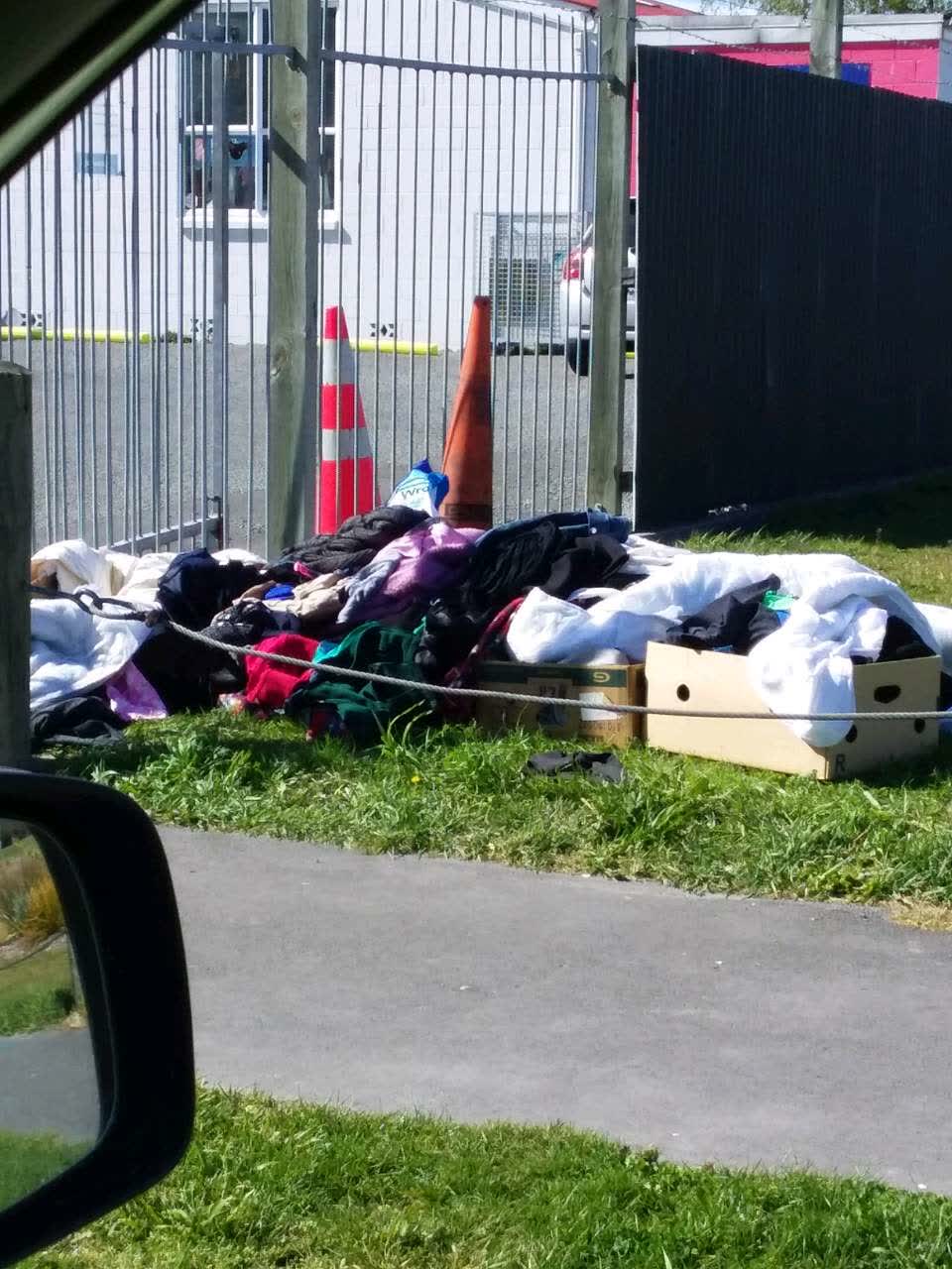 The photograph attached to this dumped rubbish report