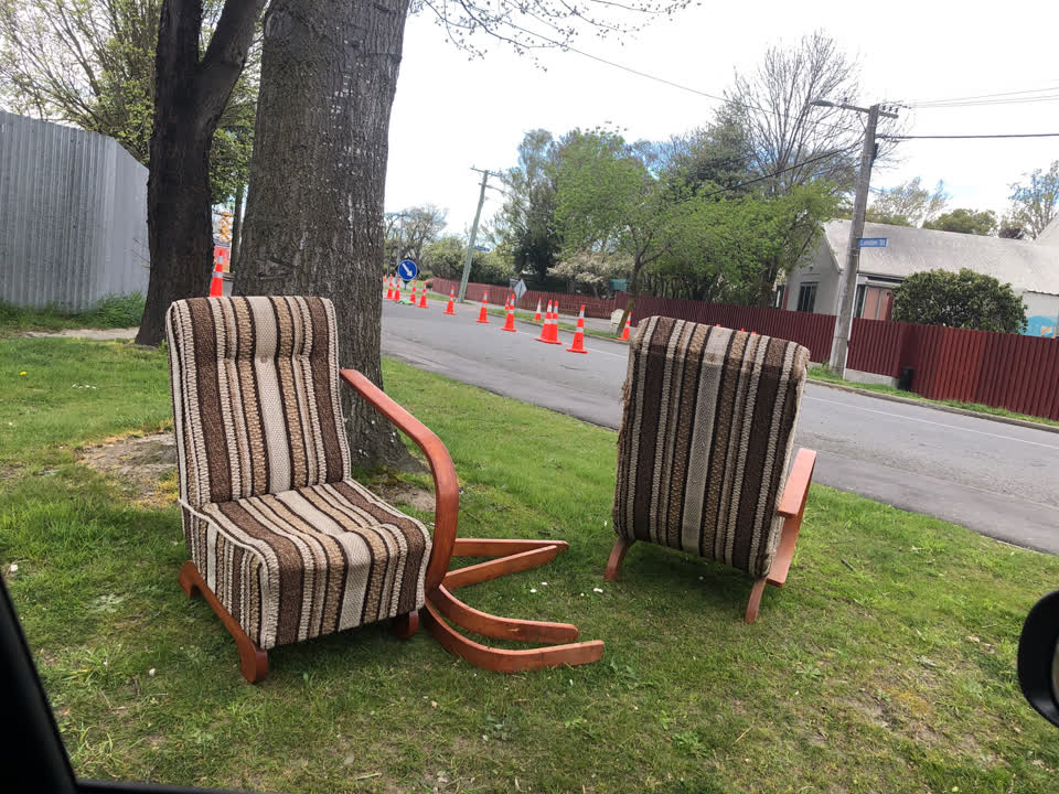 The photograph attached to this dumped rubbish report