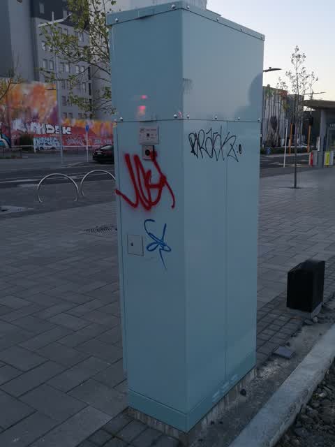 Graffiti, a report photo
