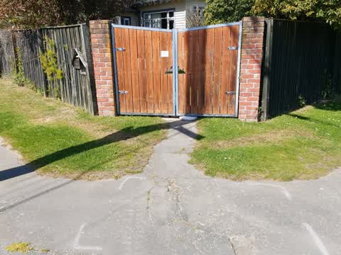 Pavement - Damaged, a report photo