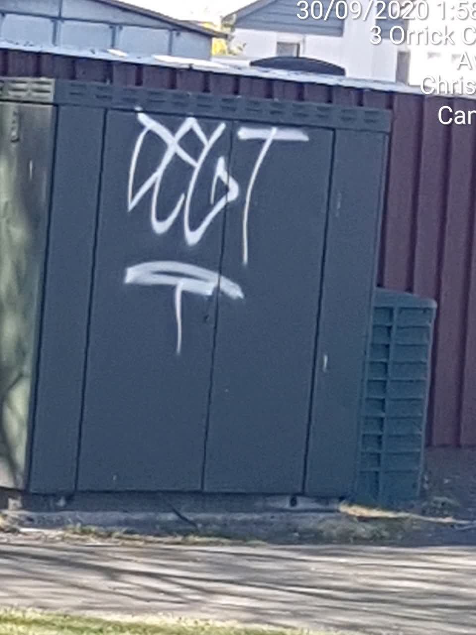 The photograph attached to this graffiti report