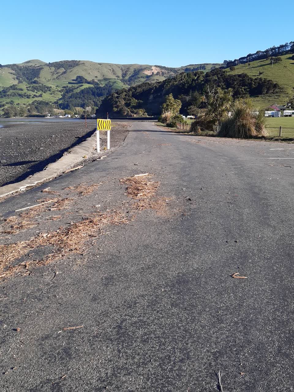 The photograph attached to this roads - general report
