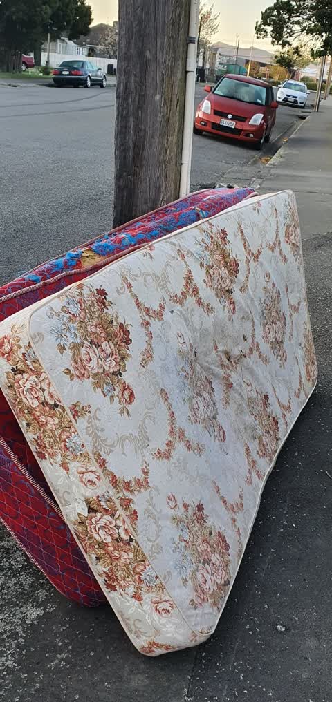 Dumped Rubbish, a report photo