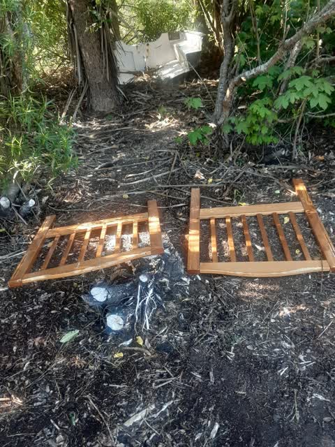 Dumped Rubbish, a report photo