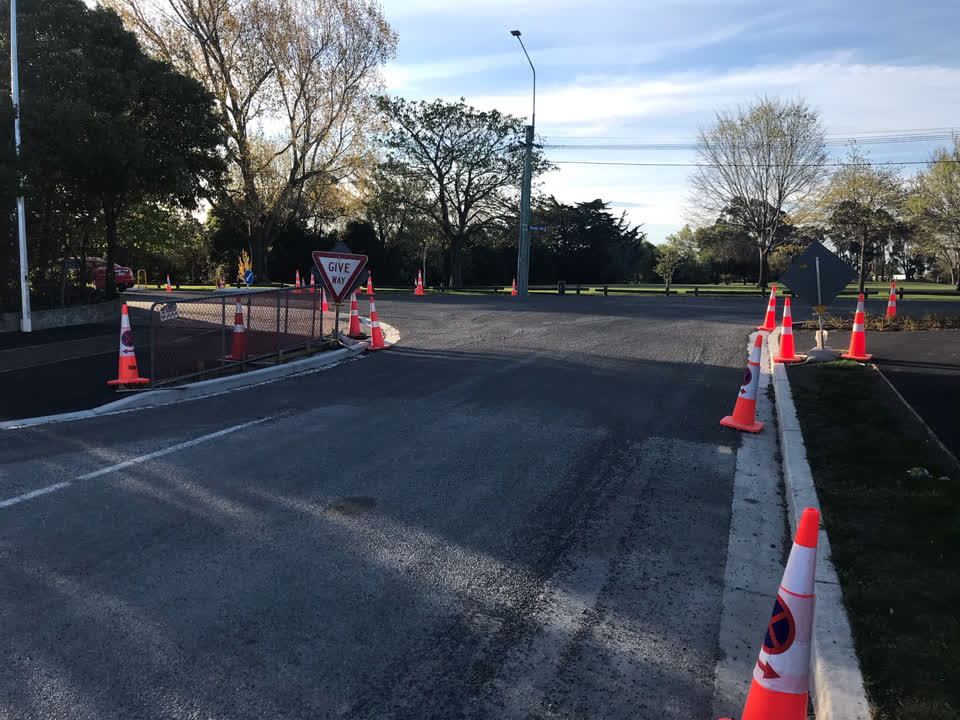 The photograph attached to this roads - general report