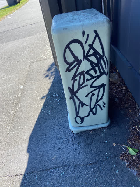 Graffiti, a report photo