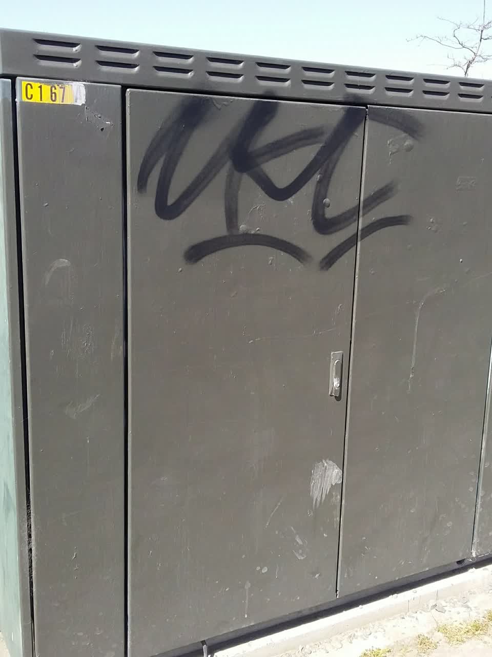 The photograph attached to this graffiti report