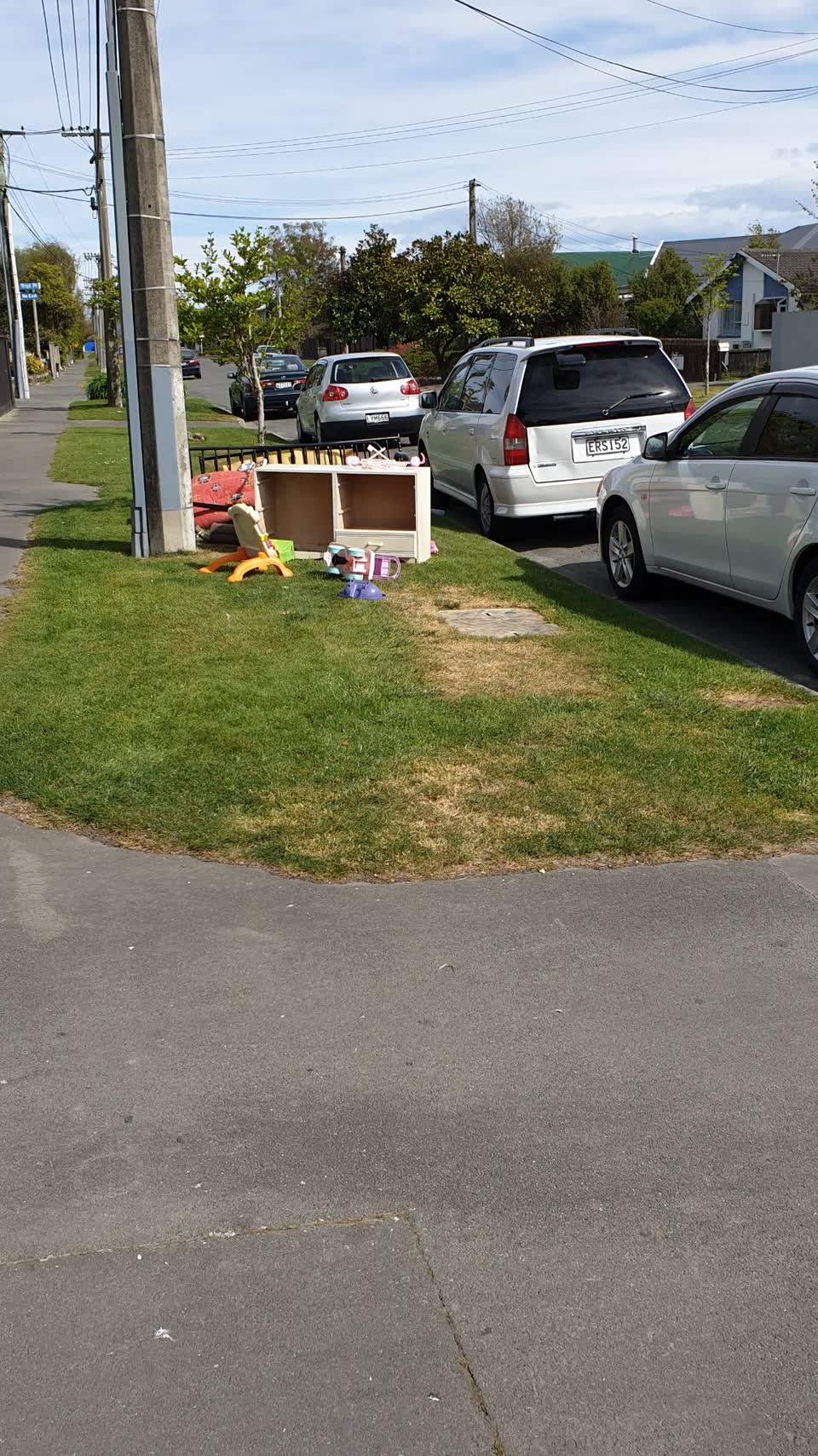The photograph attached to this dumped rubbish report