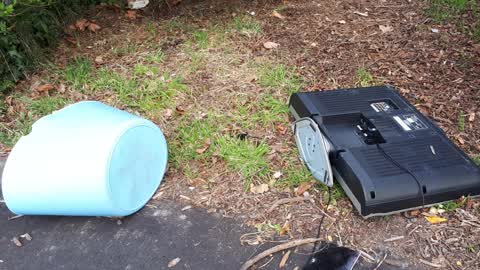 Dumped Rubbish, a report photo