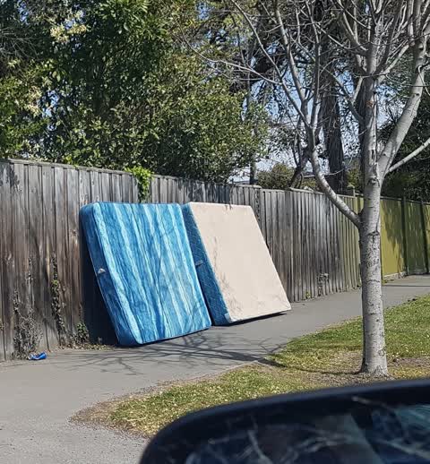 Dumped Rubbish, a report photo