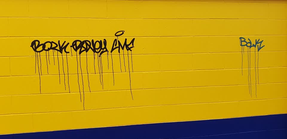 The photograph attached to this graffiti report