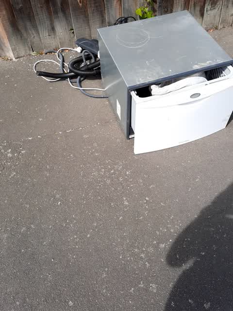 Dumped Rubbish, a report photo