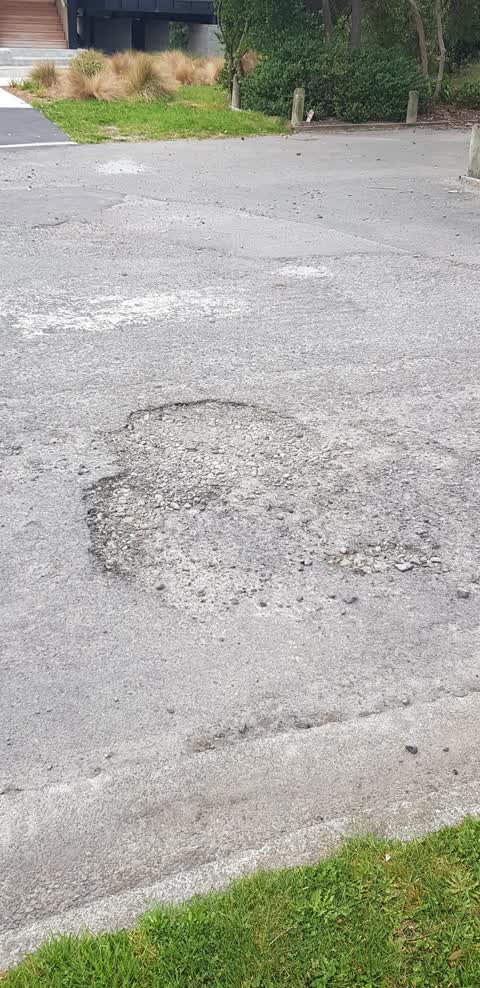 Damaged Road, a report photo