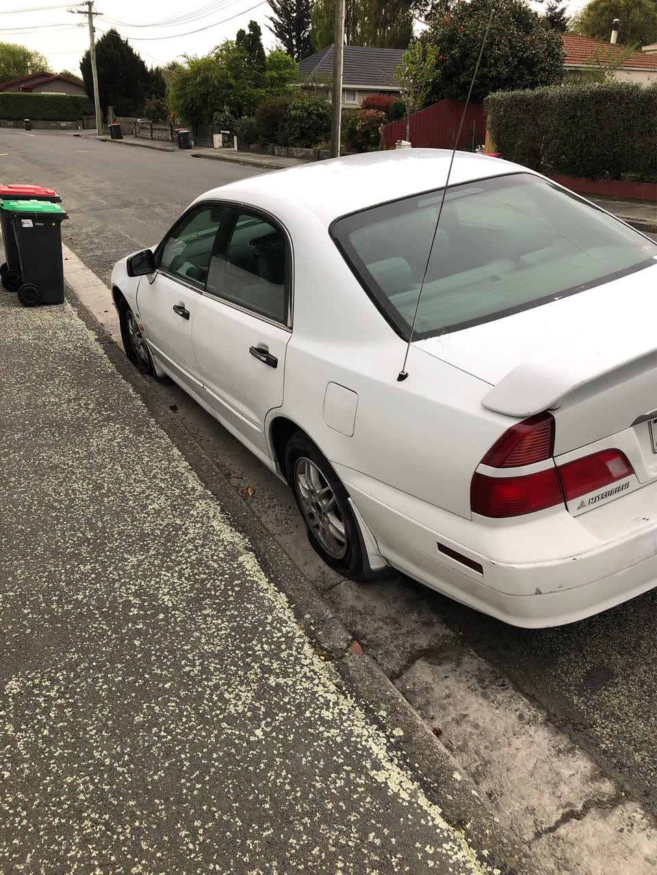 The photograph attached to this abandoned vehicle report