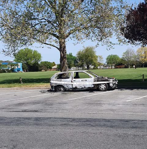 Abandoned Vehicle, a report photo