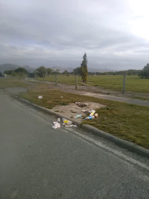 Dumped Rubbish, a report photo