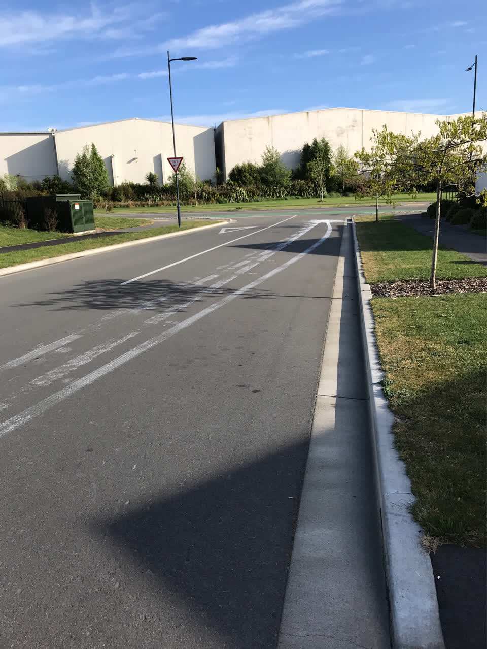 The photograph attached to this road signage report
