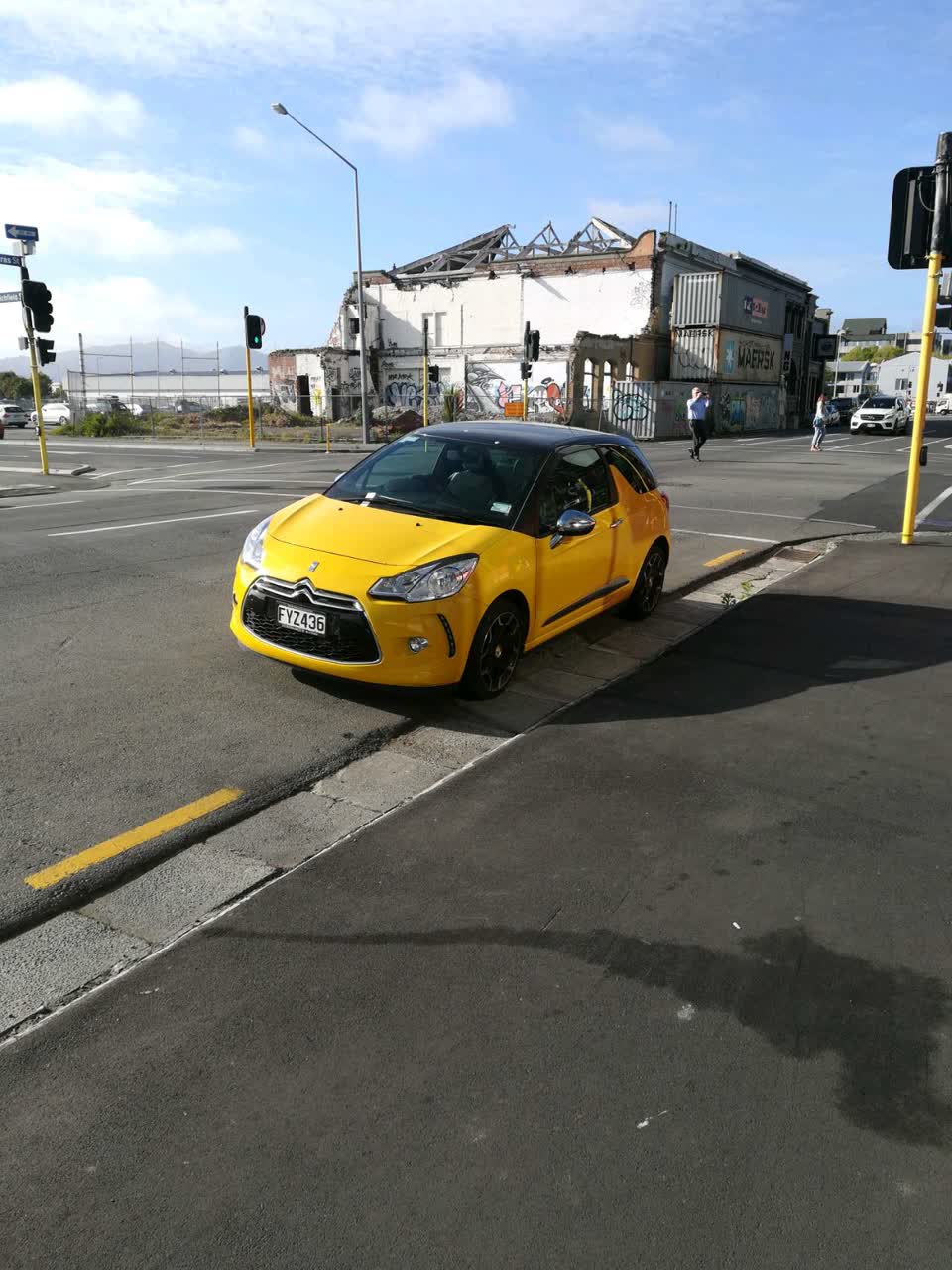 The photograph attached to this parking - illegal report