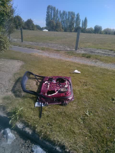 Dumped Rubbish, a report photo