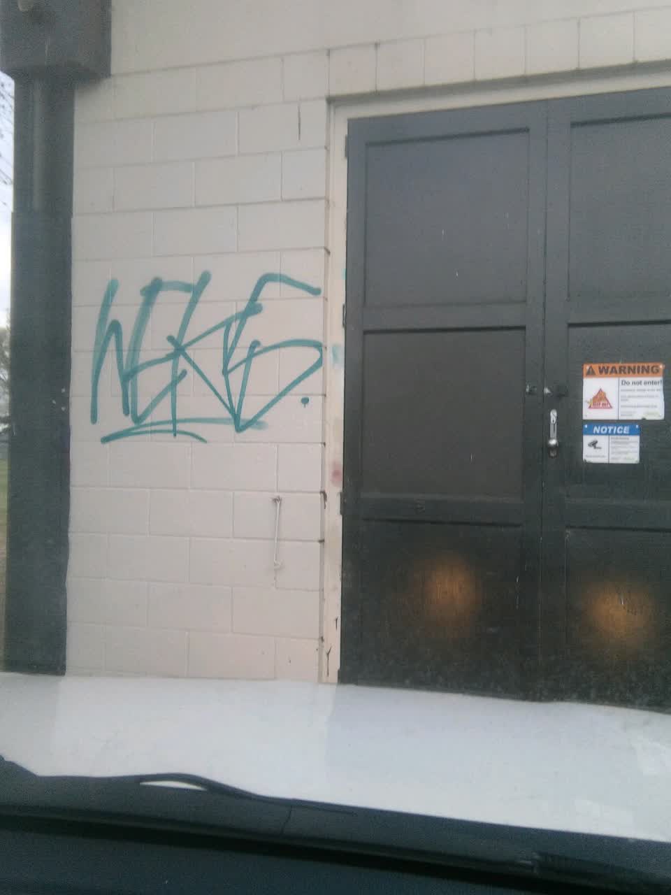 The photograph attached to this graffiti report