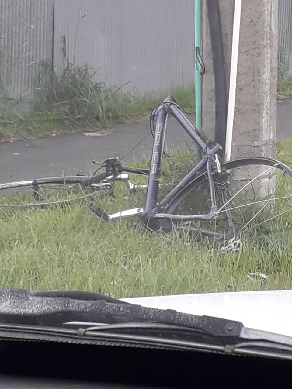 The photograph attached to this dumped rubbish report